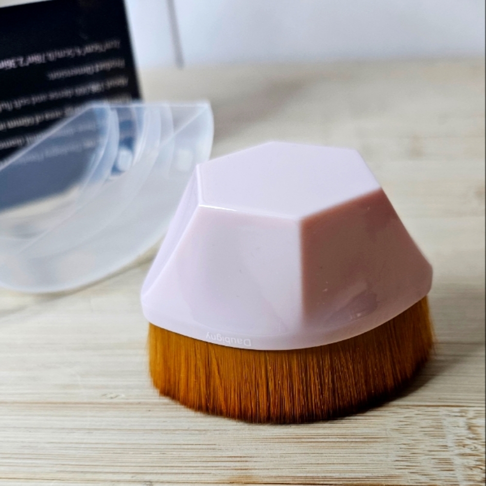 Flawless Foundation Brush